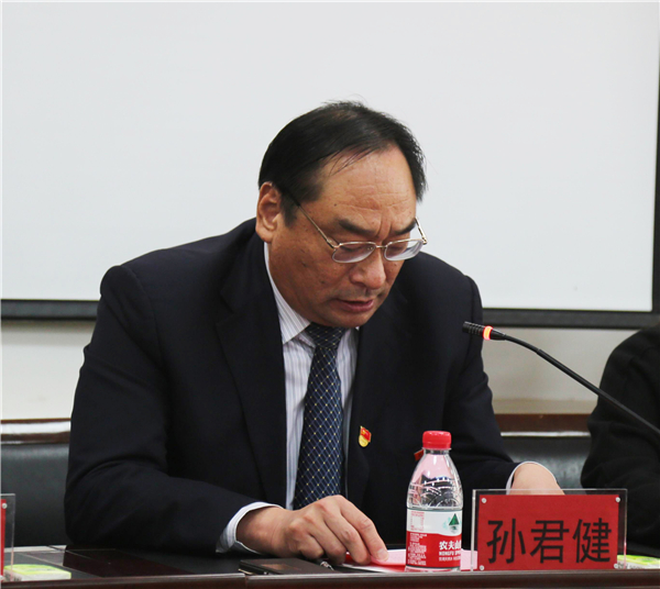 ϴW(xu)УL(zhng)Oo.JPG